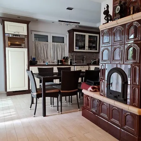 Csittényhegy Villa *
